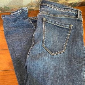 Old Navy Curvy Straight Jeans